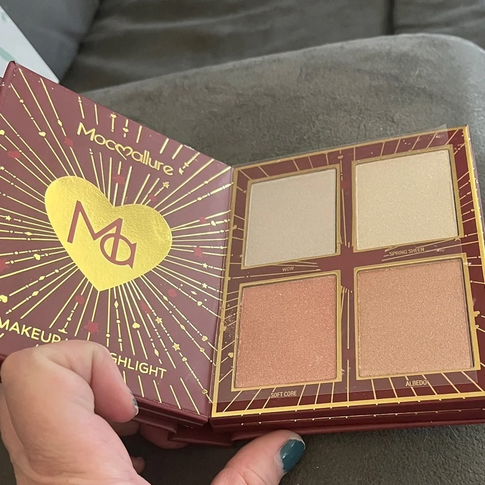 4-in-1 Palette Notebook - Red and Gold